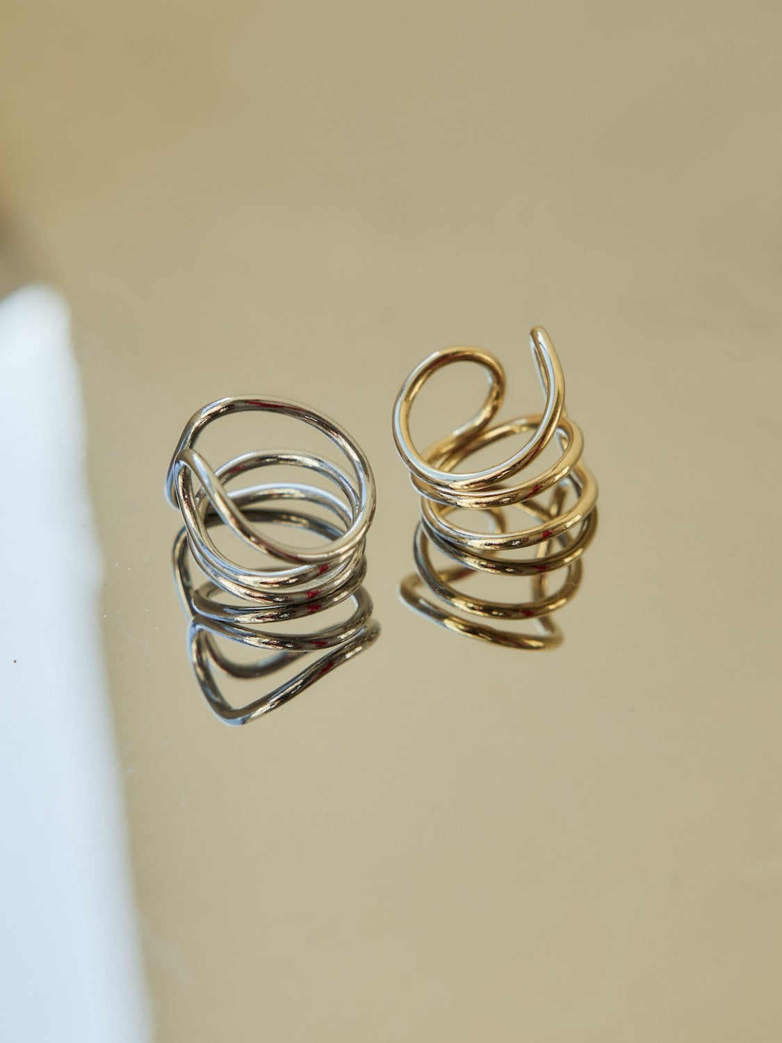 ユニーク ウェーブ Ring