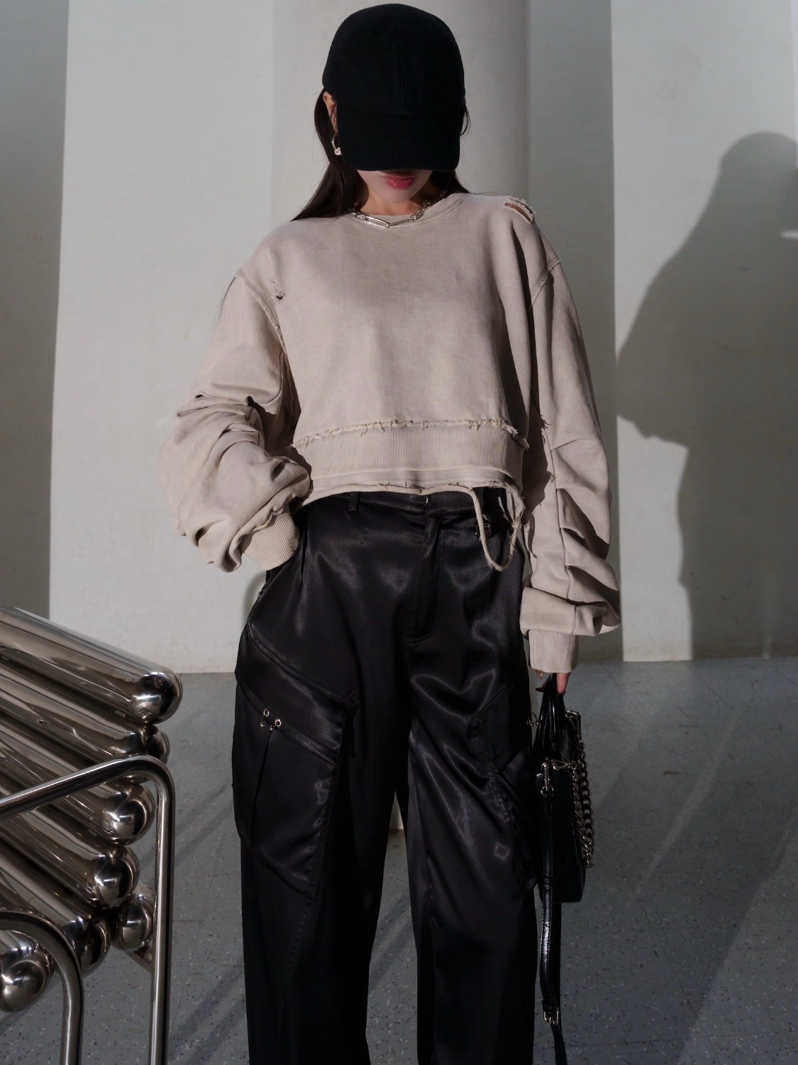 ピアスポケット Satin カーゴパンツ