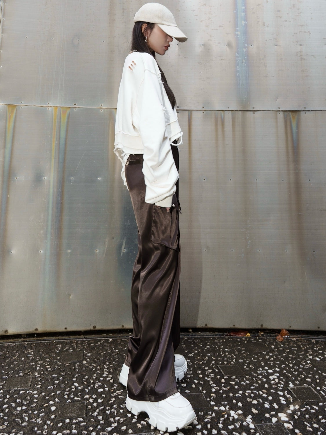 ピアスポケット Satin カーゴパンツ