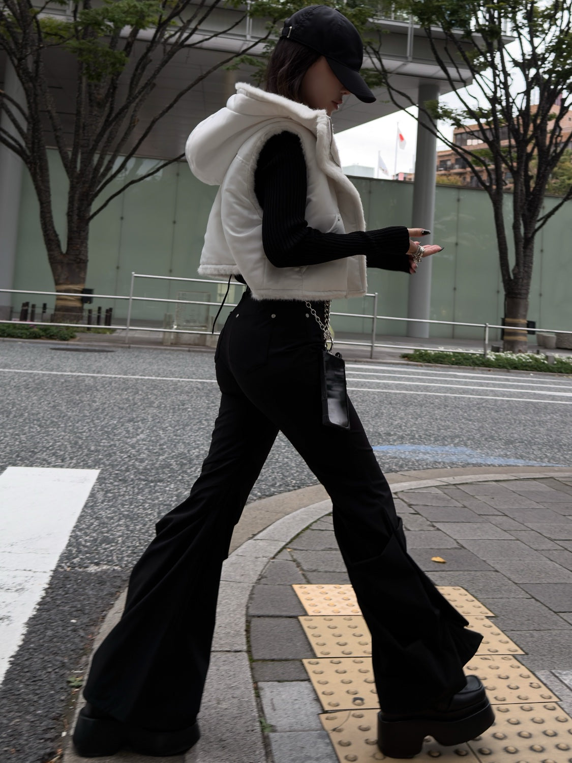 2Way リバーシブル ショート Fur ベスト