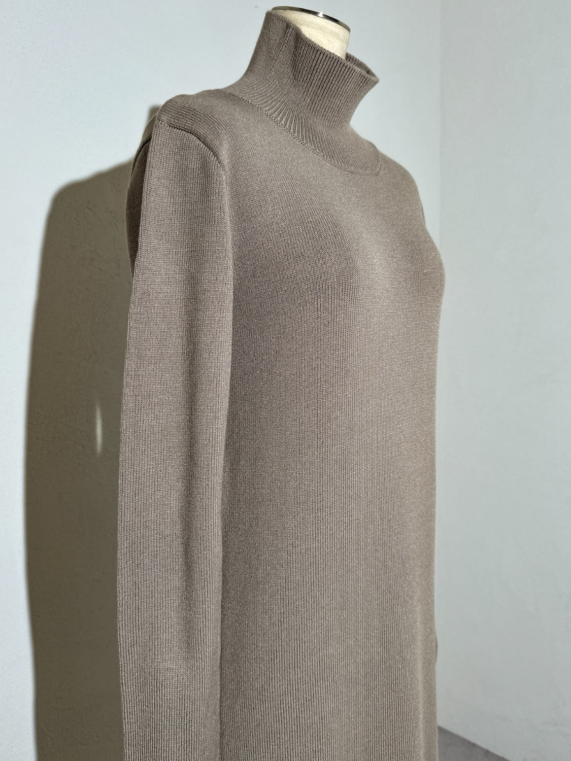 クロスカット デザイン KNIT ワンピース