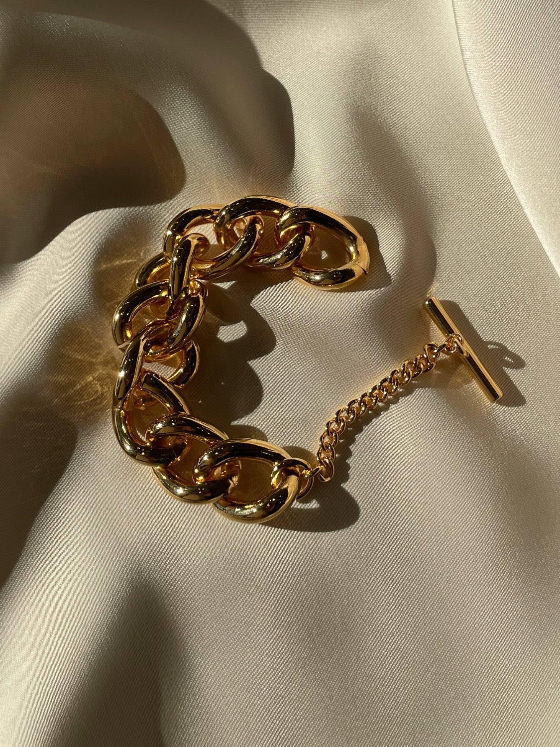 Volume マンテル ブレスレット