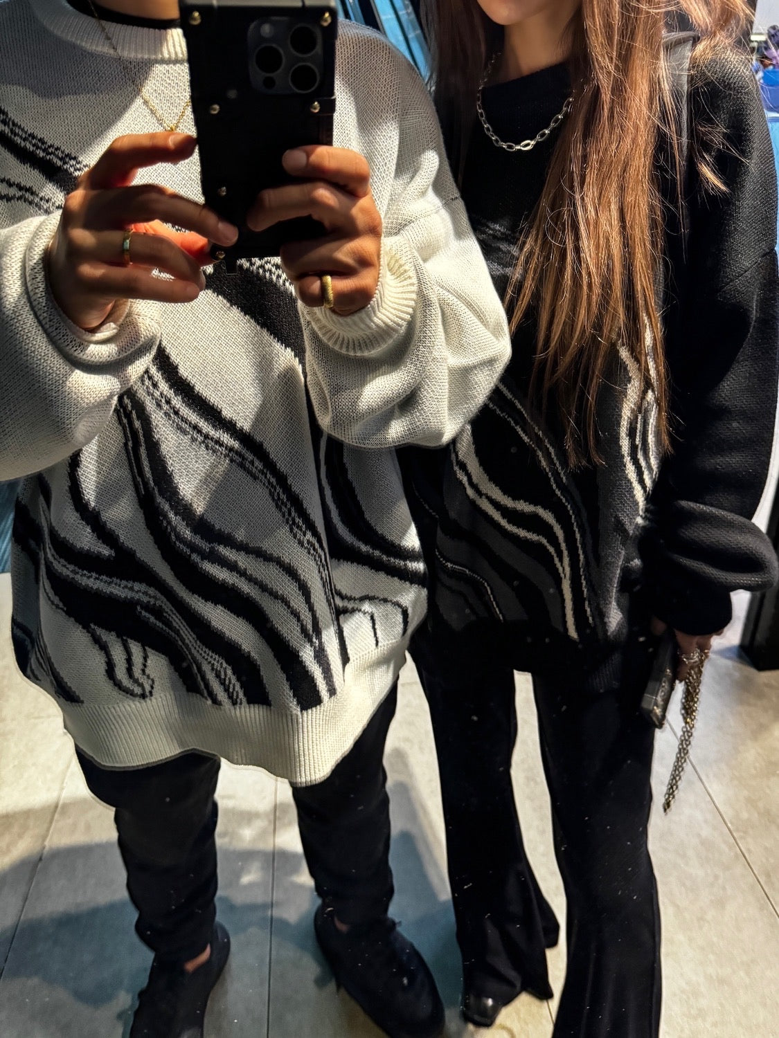 Marble Long-sleeve Pullover