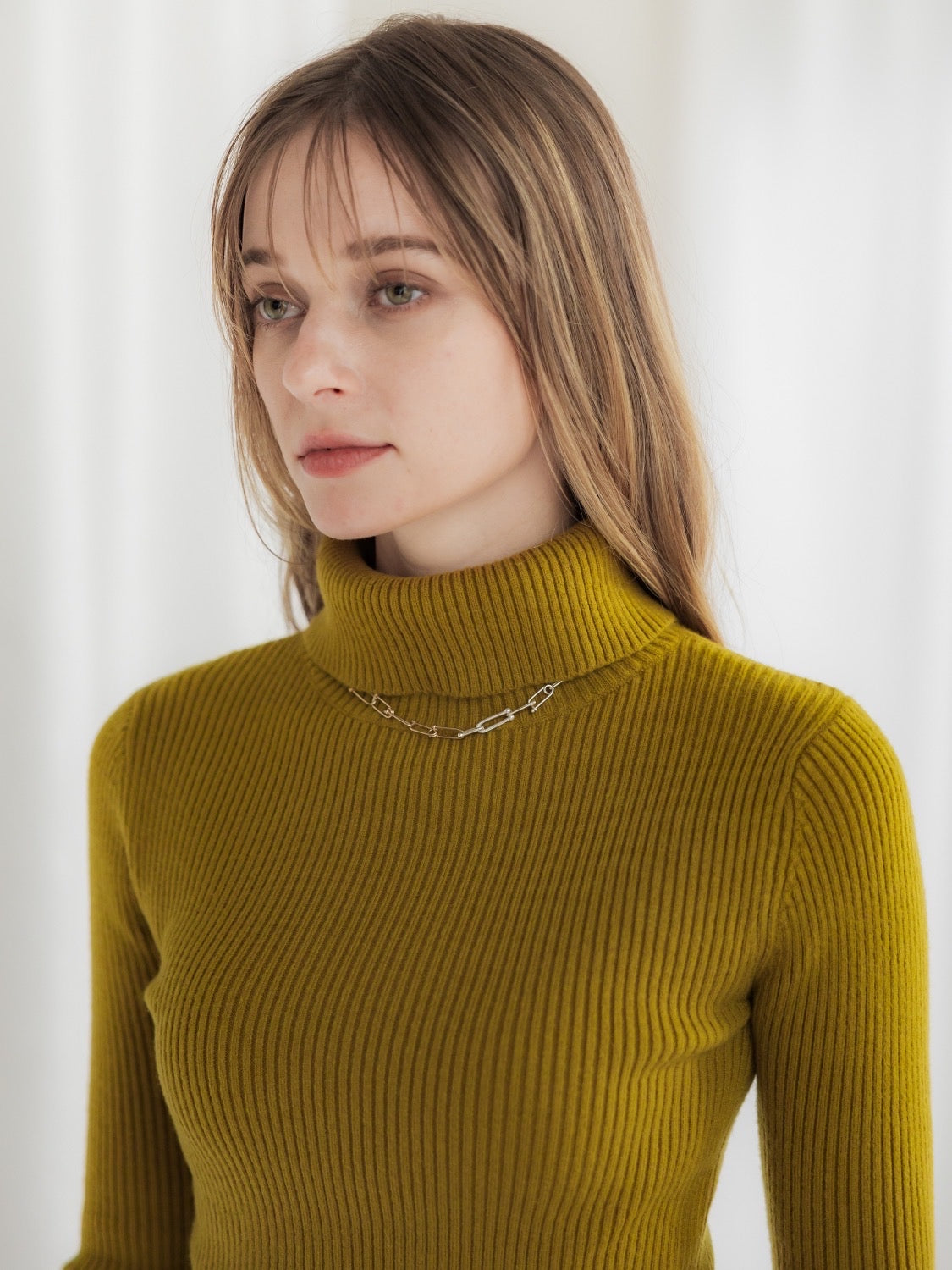 Slit Turtle Knit Top