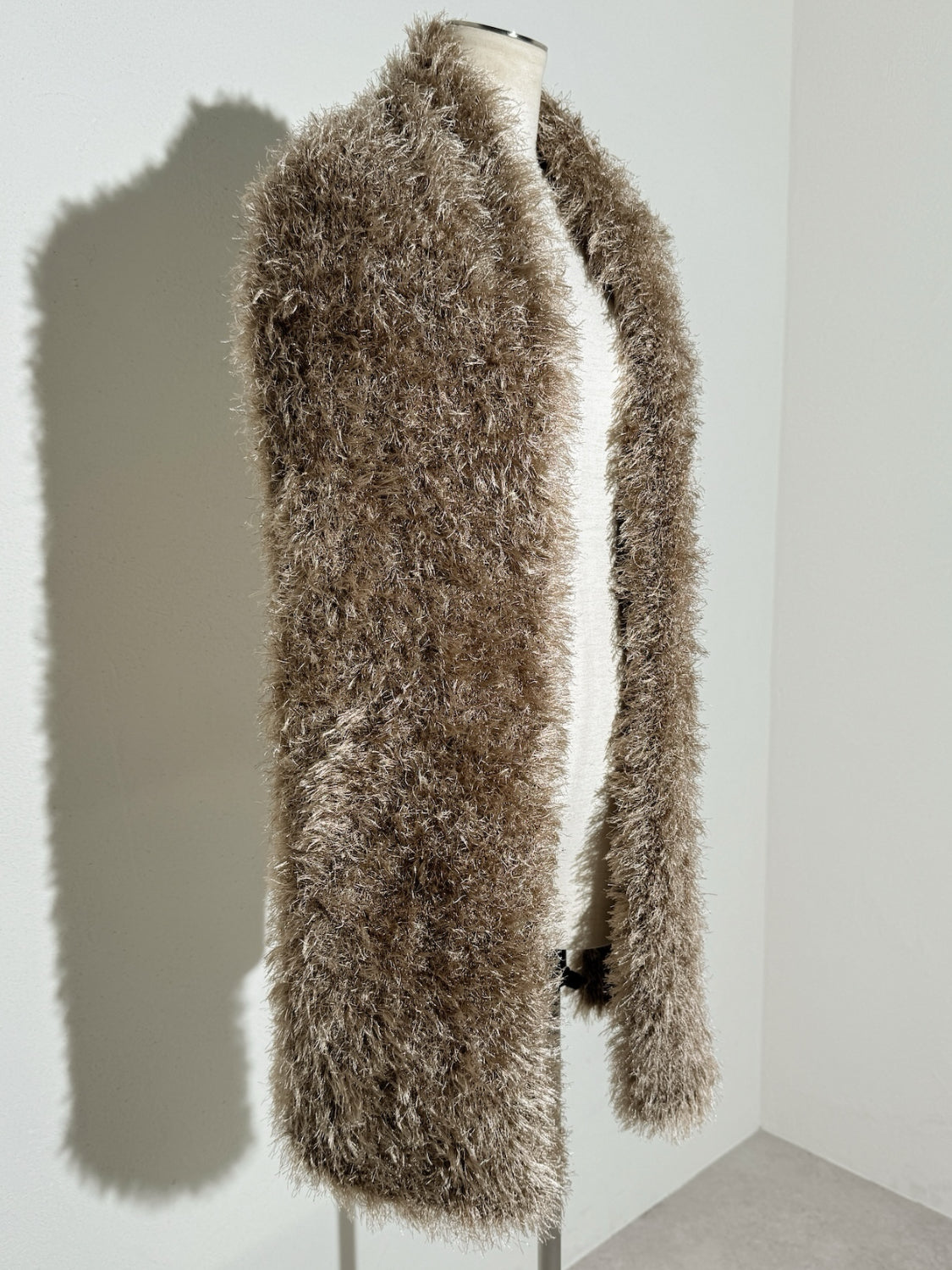 Vネック シャギーKNIT&マフラー Set