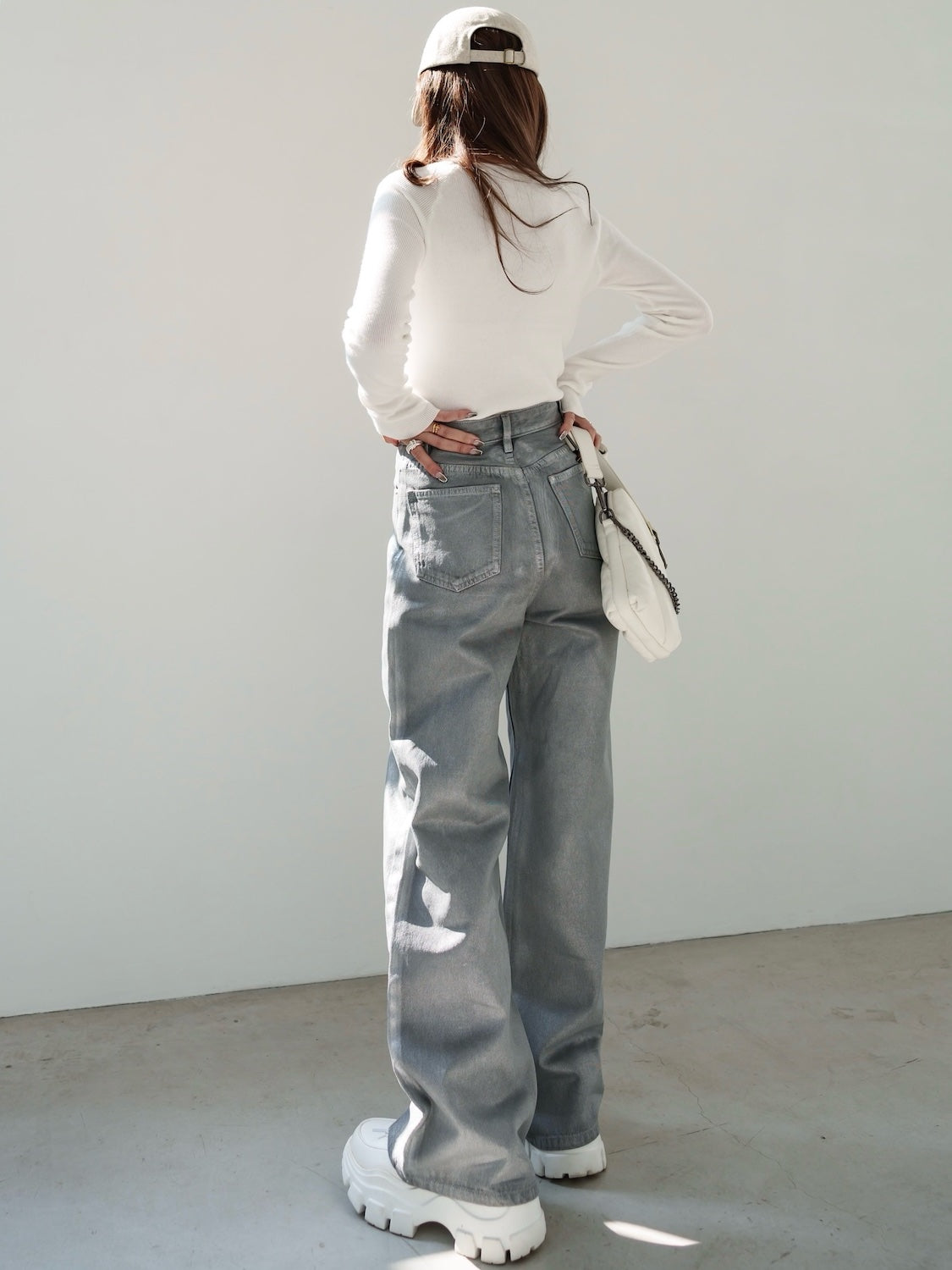 Asymmetrical Long-sleeve Knit