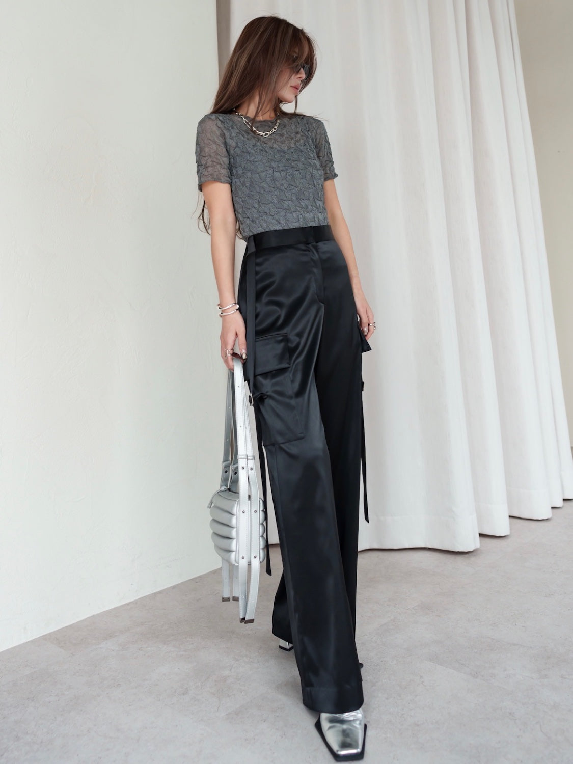 MODEL:159cm<br>COLOR:シルバー