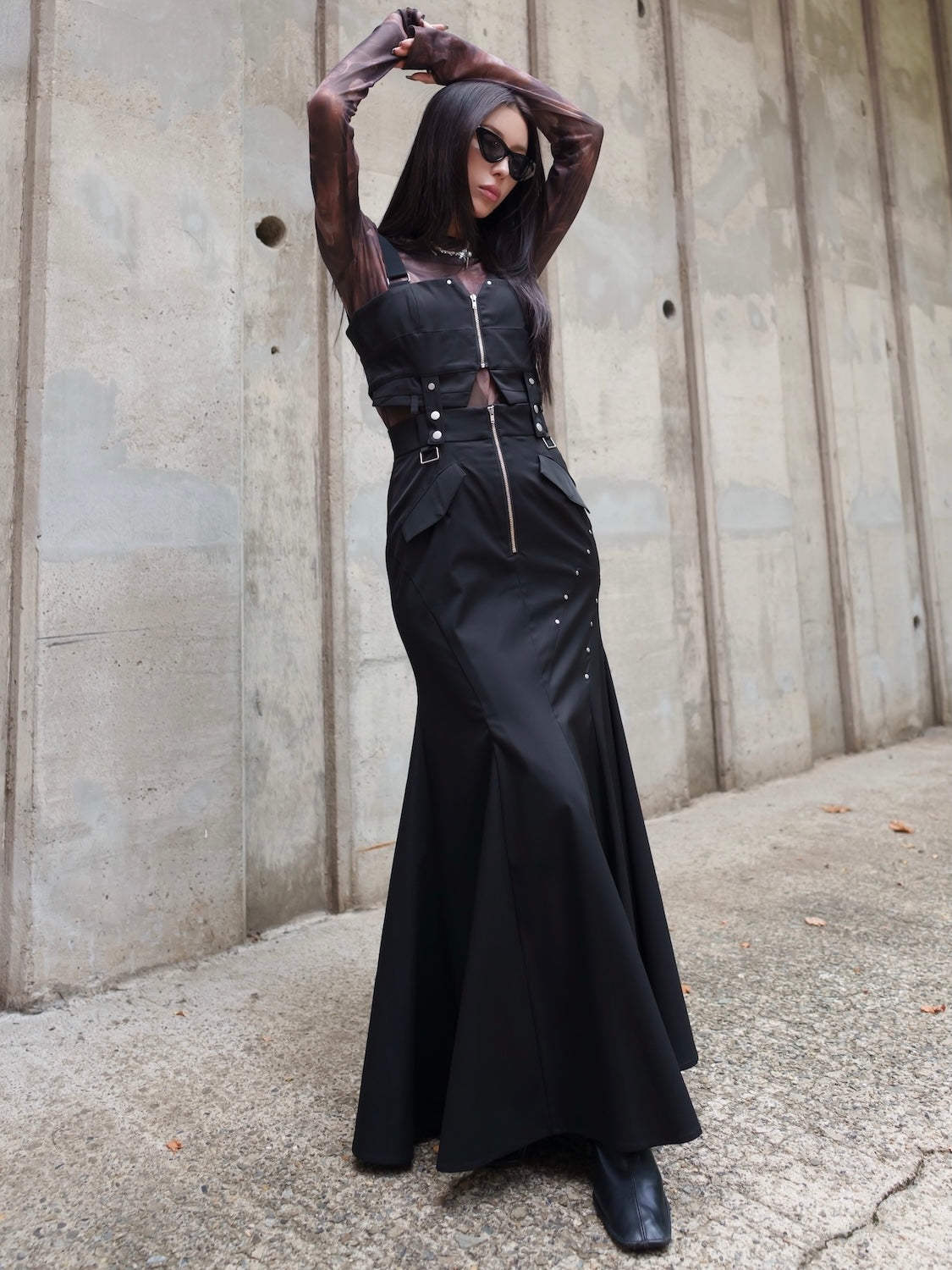 MODEL:159cm