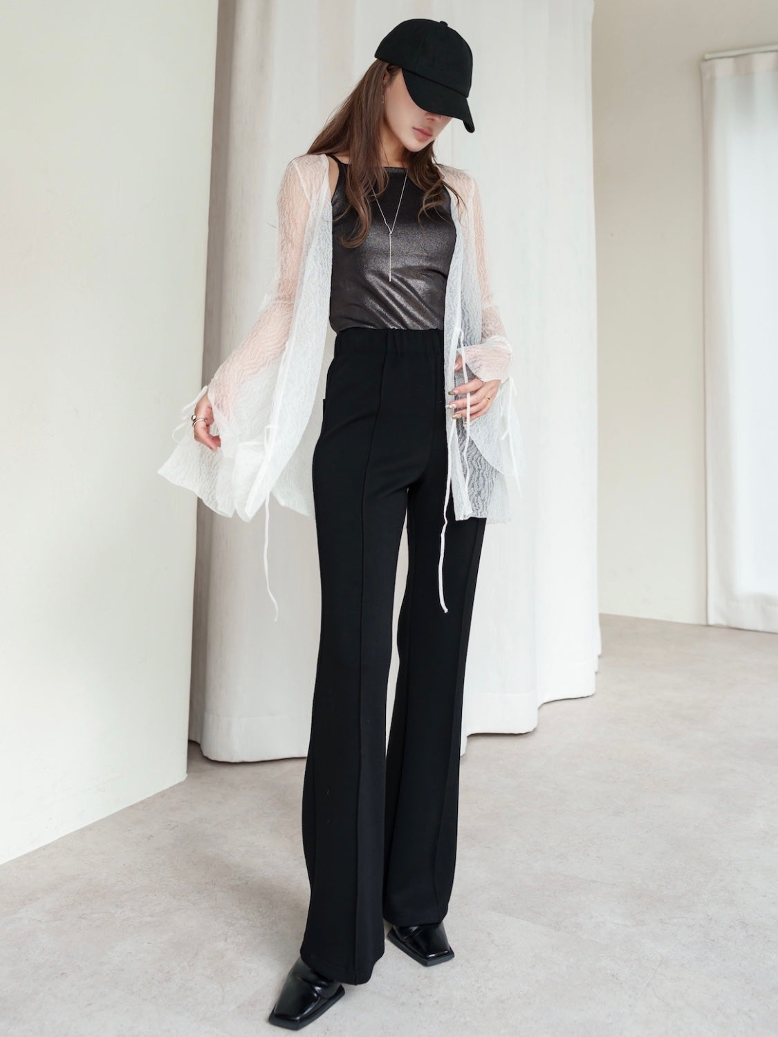 Point Ribbon Sheer Knit Gown