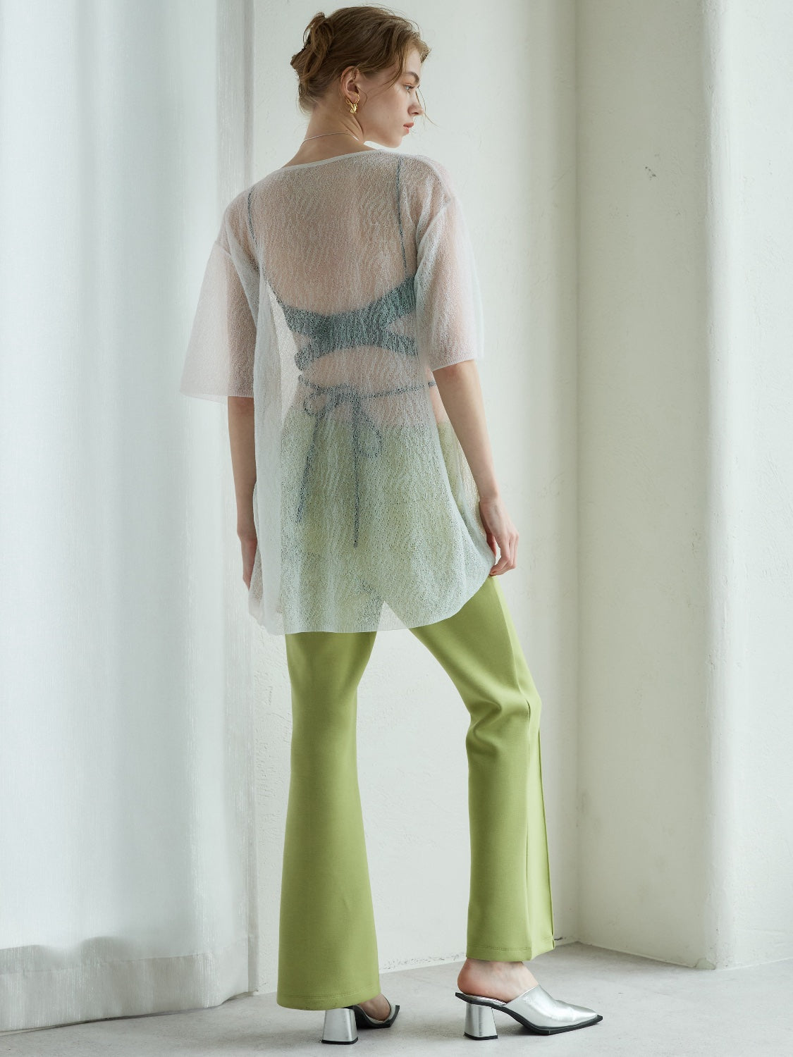 MODEL:175cm<br>COLOR:ホワイト
