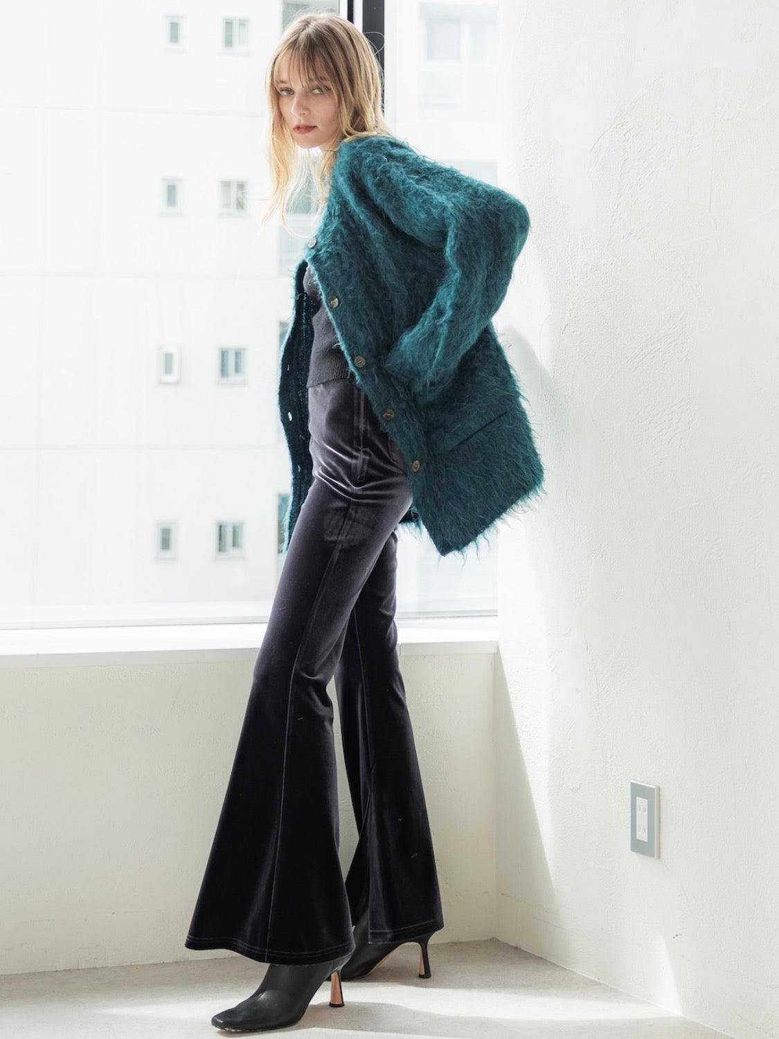 MODEL:171cm<br>COLOR:ブルー