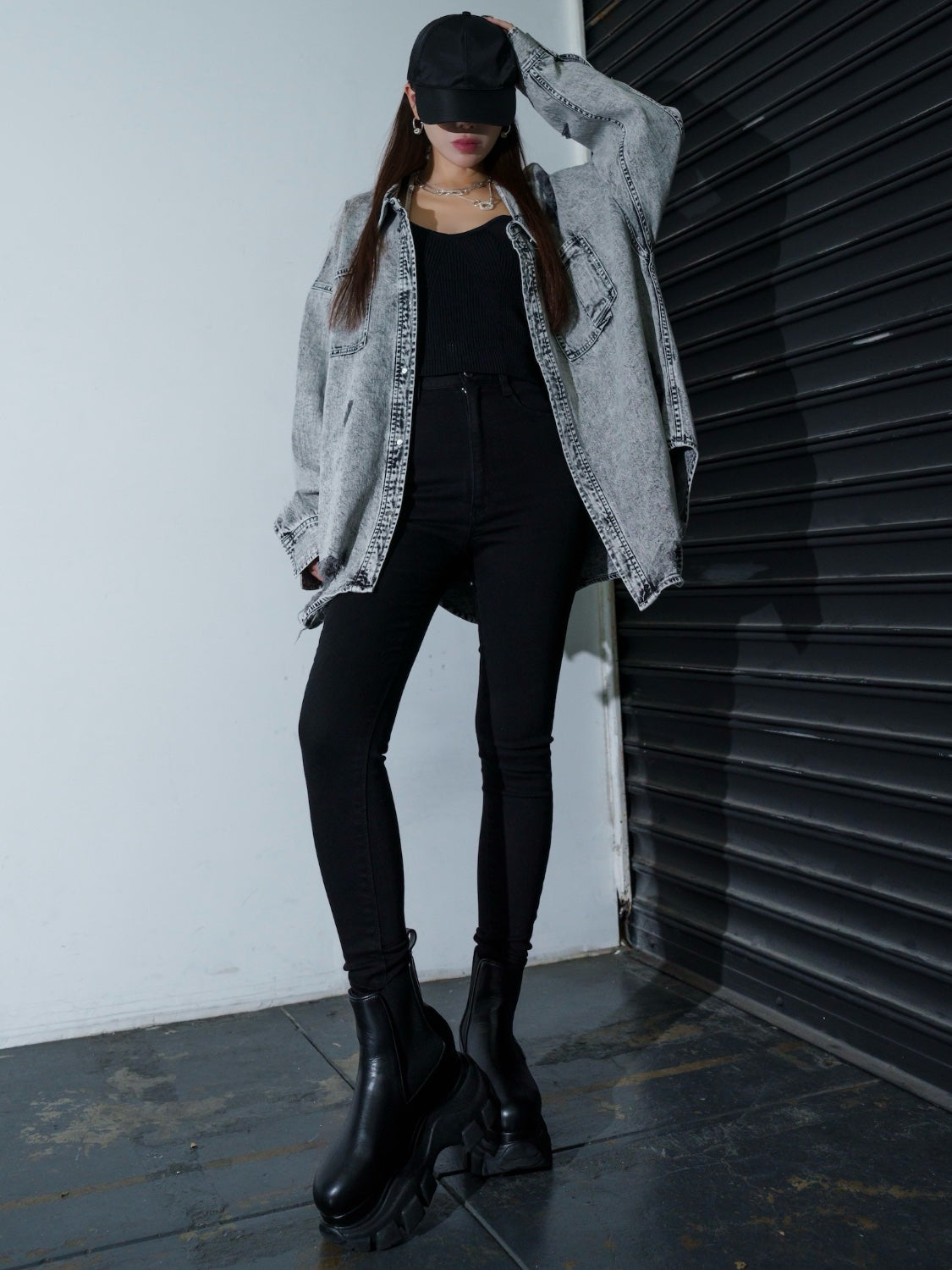 MODEL:159cm