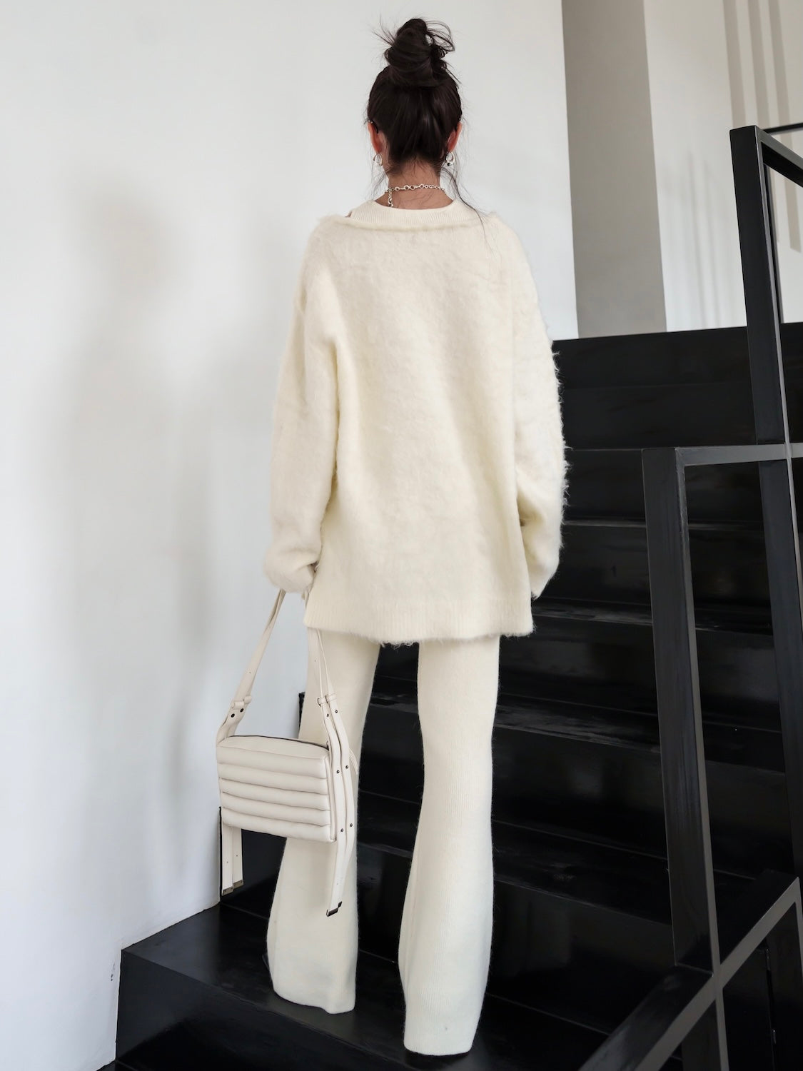 Quilted leather shoulder bag