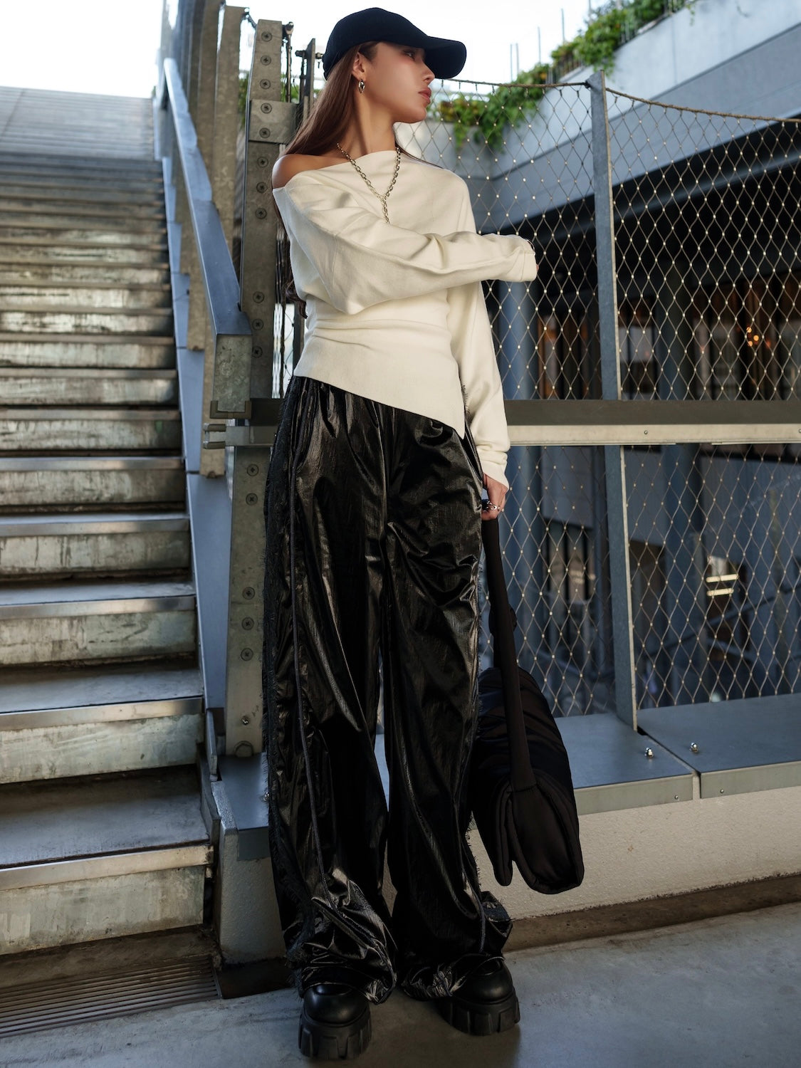 MODEL:159cm<br>COLOR:ブラック