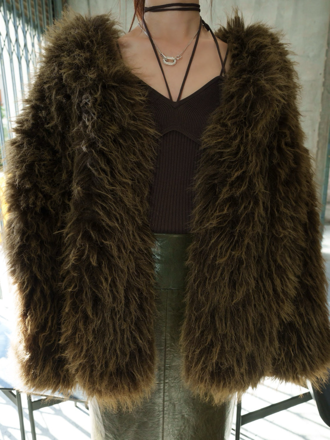 ノーカラー チベット Fur コート