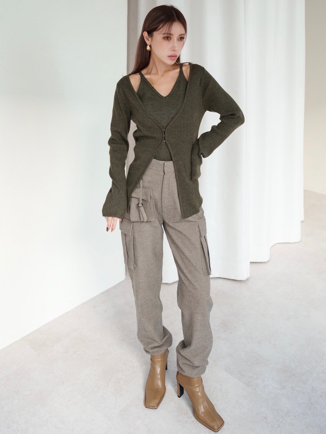MODEL:159cm<br>COLOR:モカ