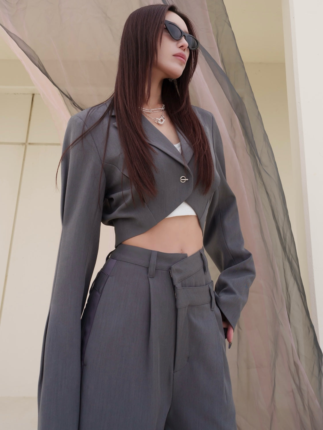 インタック Cropped テーラードジャケット