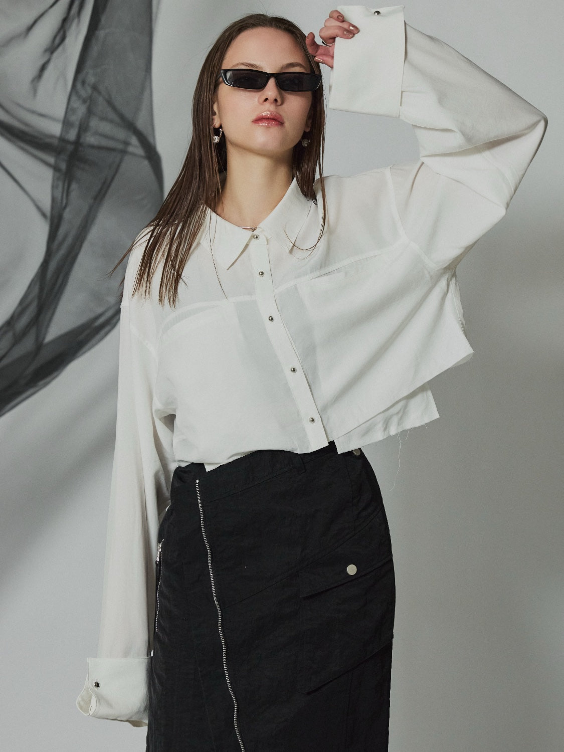 カットオフ Cropped ブラウス