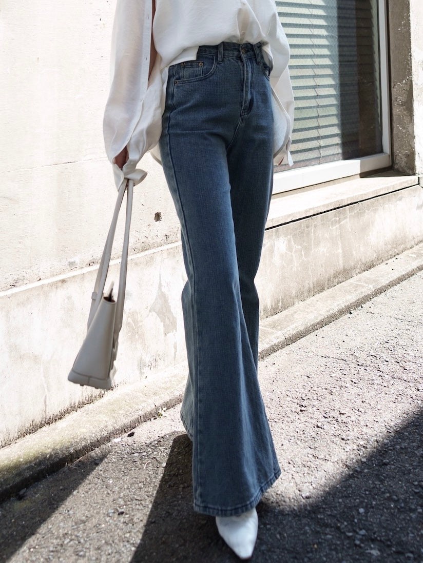 MODEL:159cm<br>着用サイズ:0<br>COLOR:ブルー