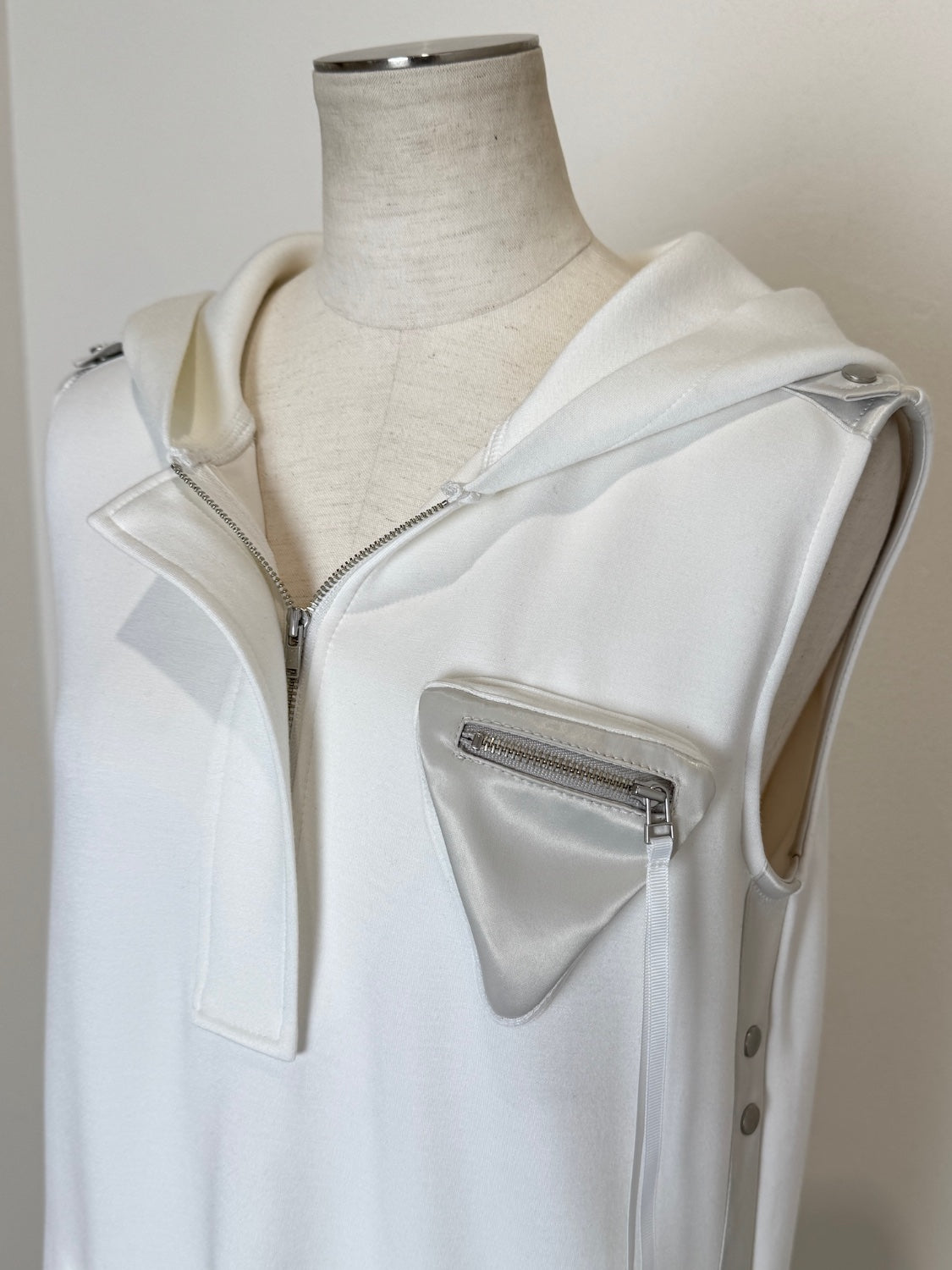 Satin ライン フーディ ーワンピース