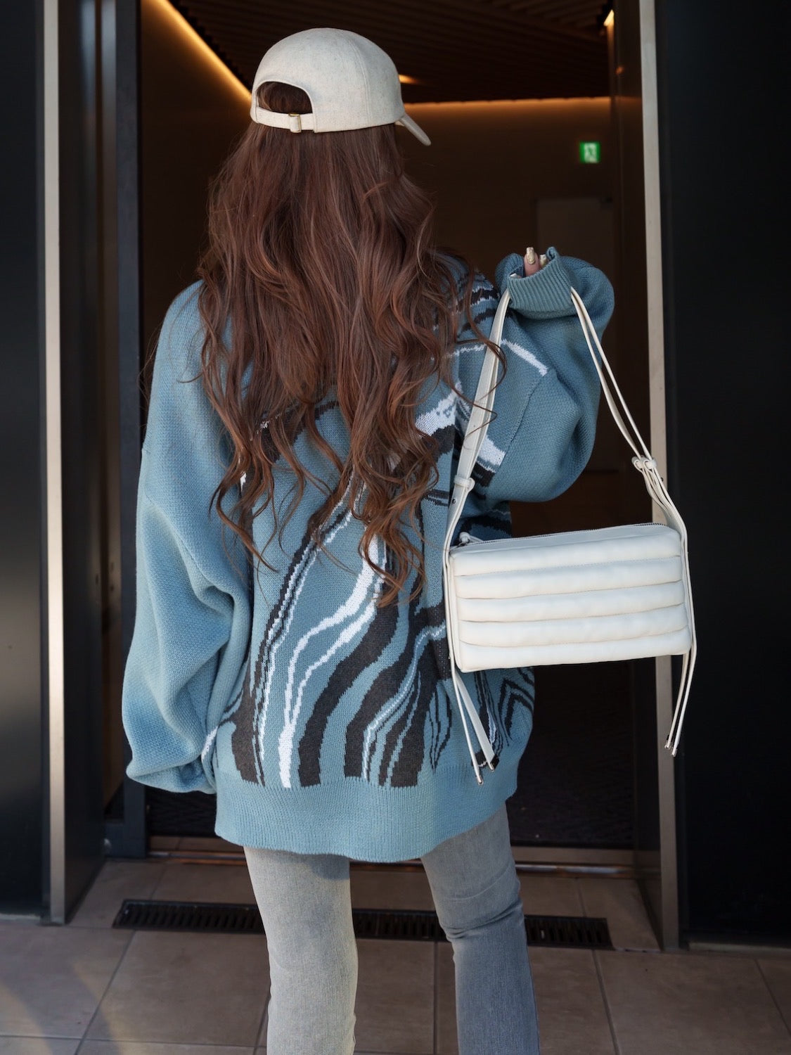 Marble Long-sleeve Pullover