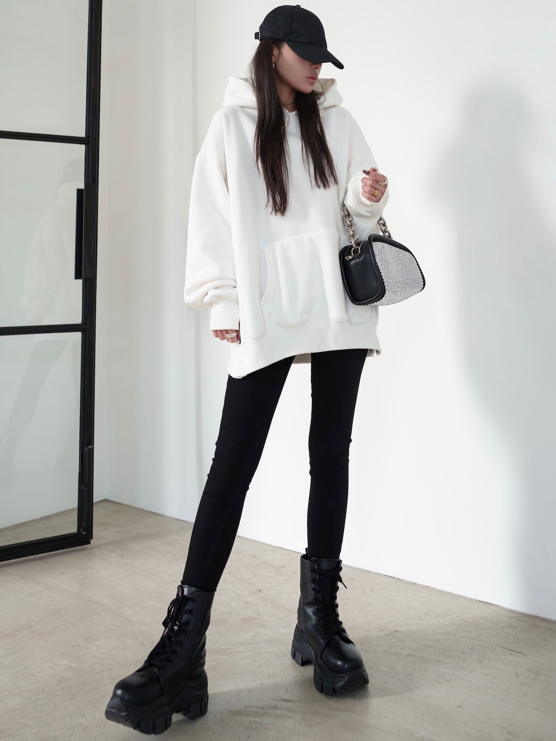 MODEL:159cm<br>着用サイズ:0