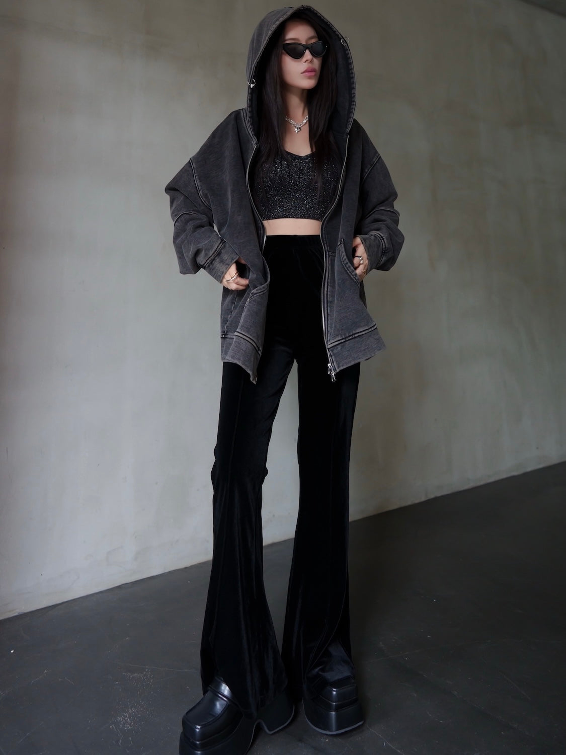 Relax フレア ベロアパンツ