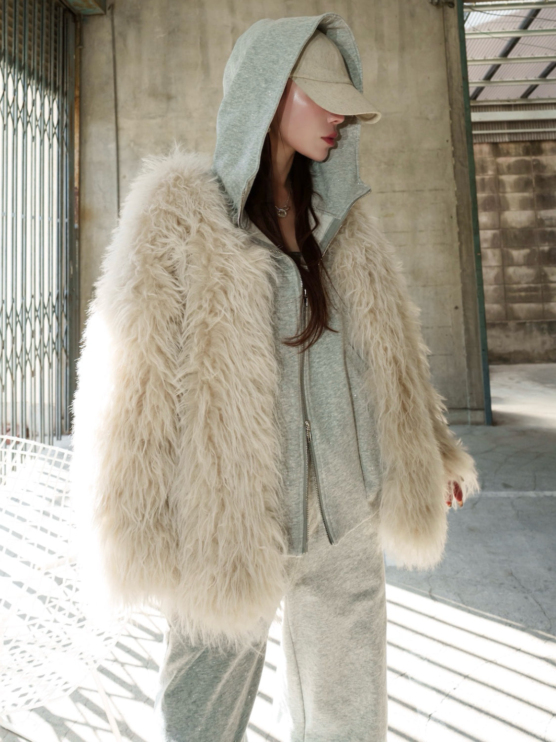 ノーカラー チベット Fur コート