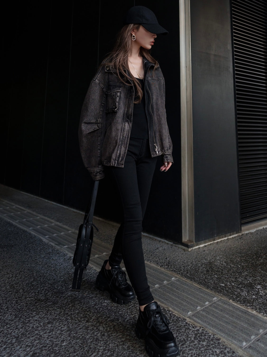 MODEL:159cm<br>COLOR:ブラック
