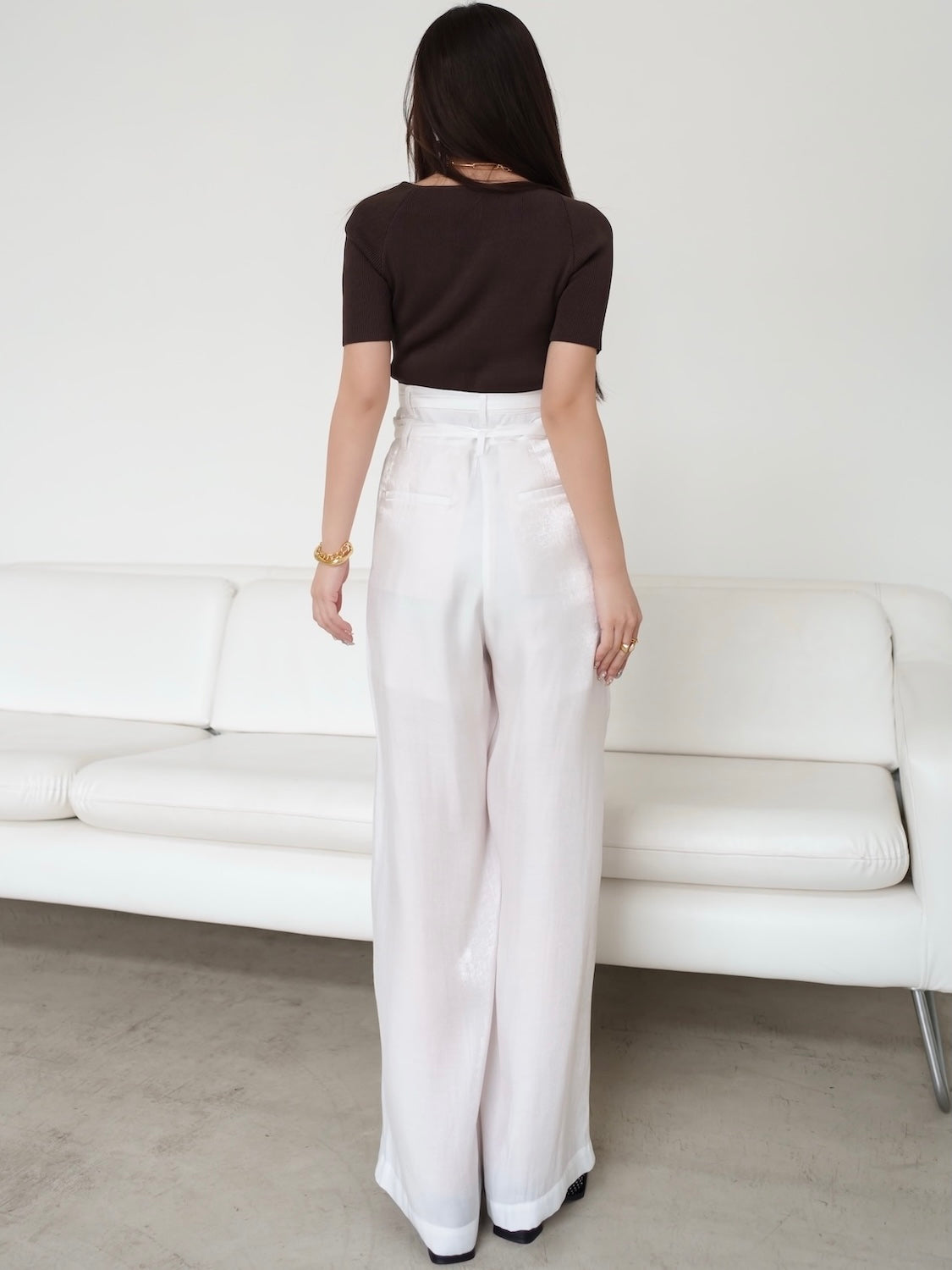 Asymmetrical short-sleeve knit