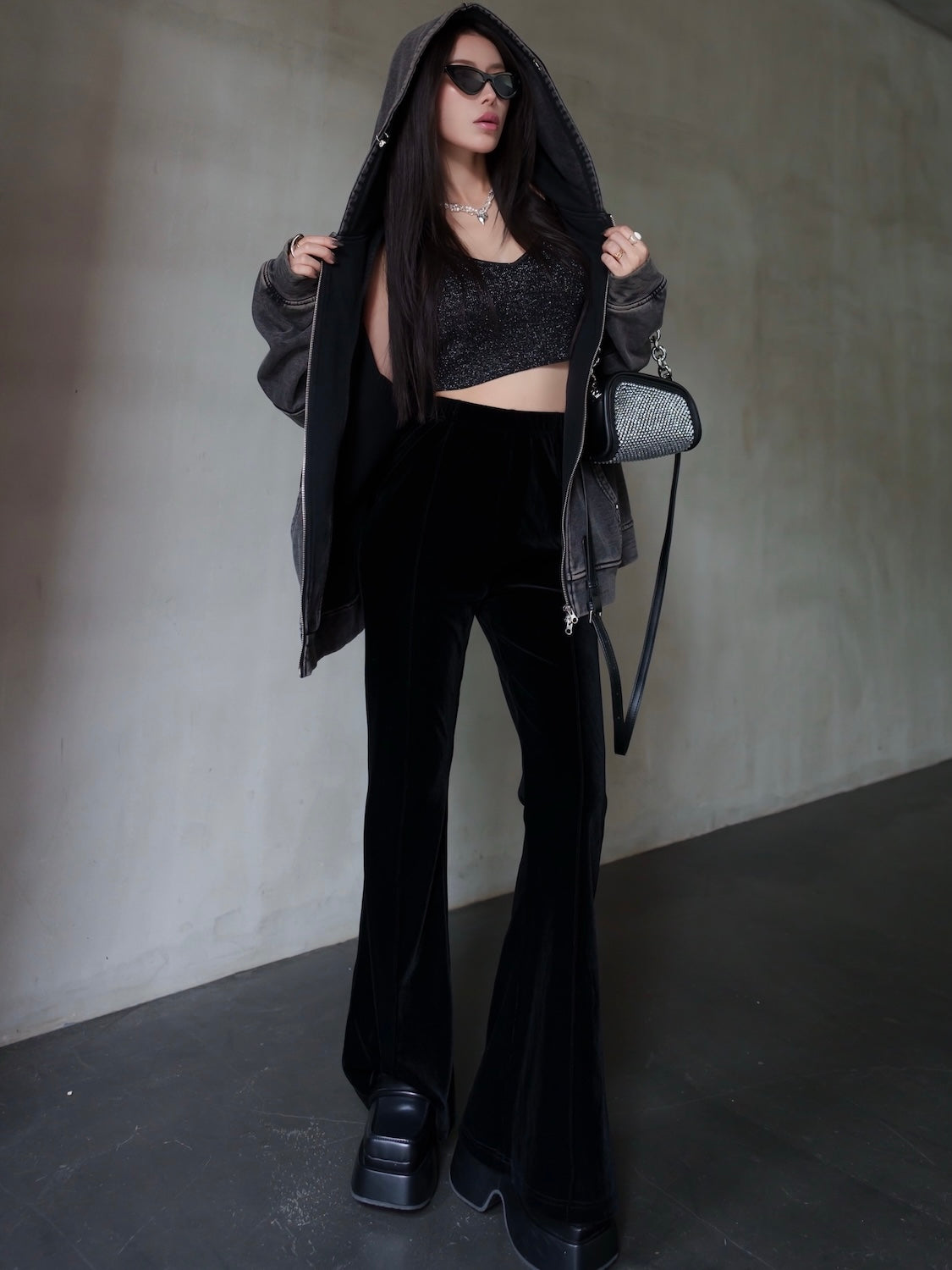 MODEL:159cm