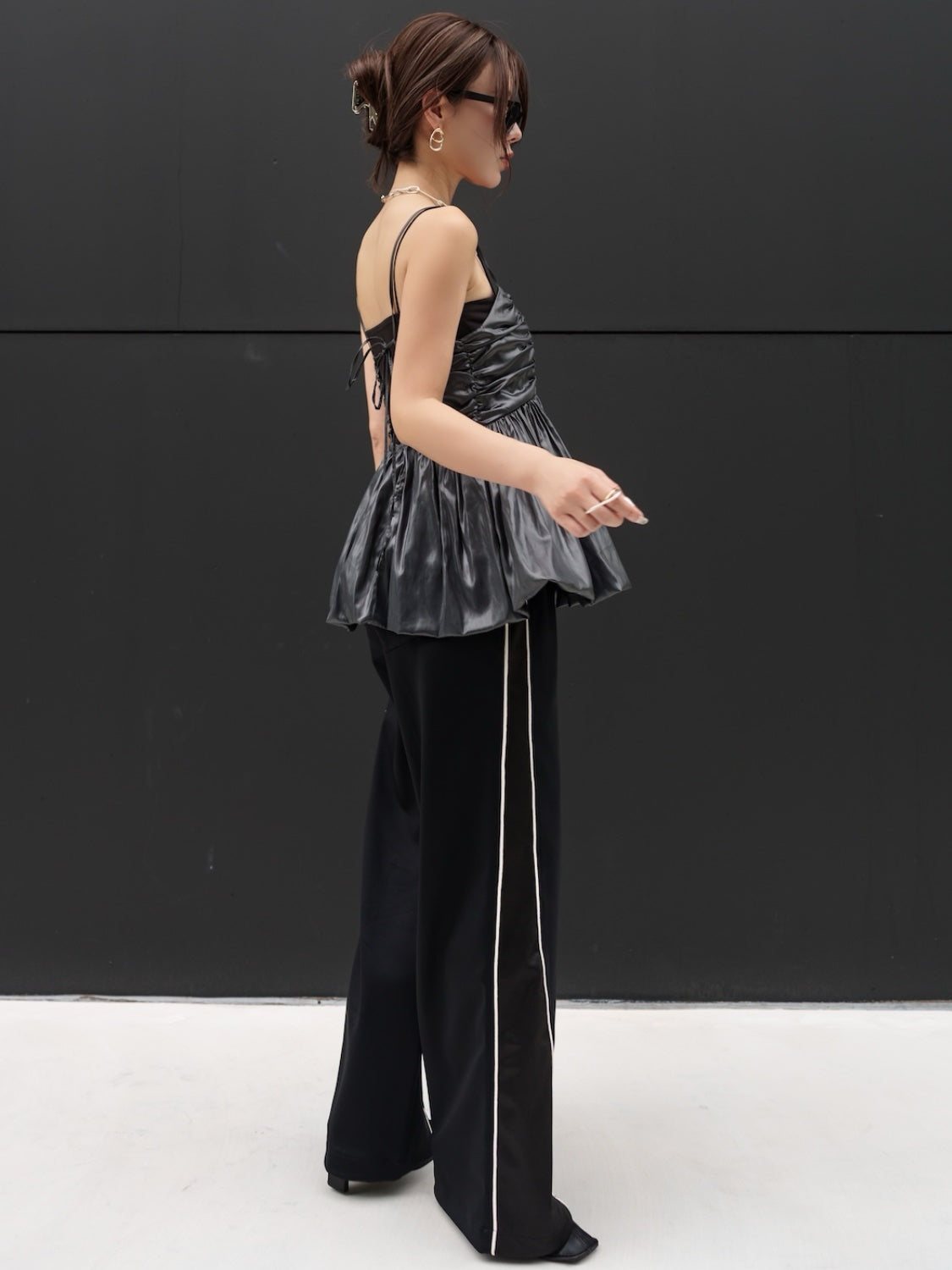 レザーライク ぺプラム Camisole