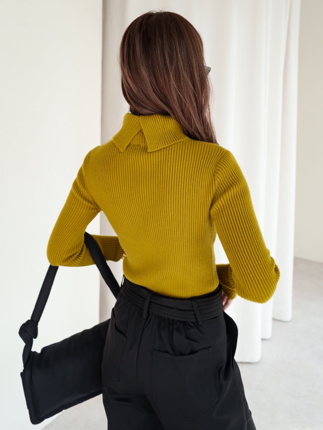 Slit Turtle Knit Top