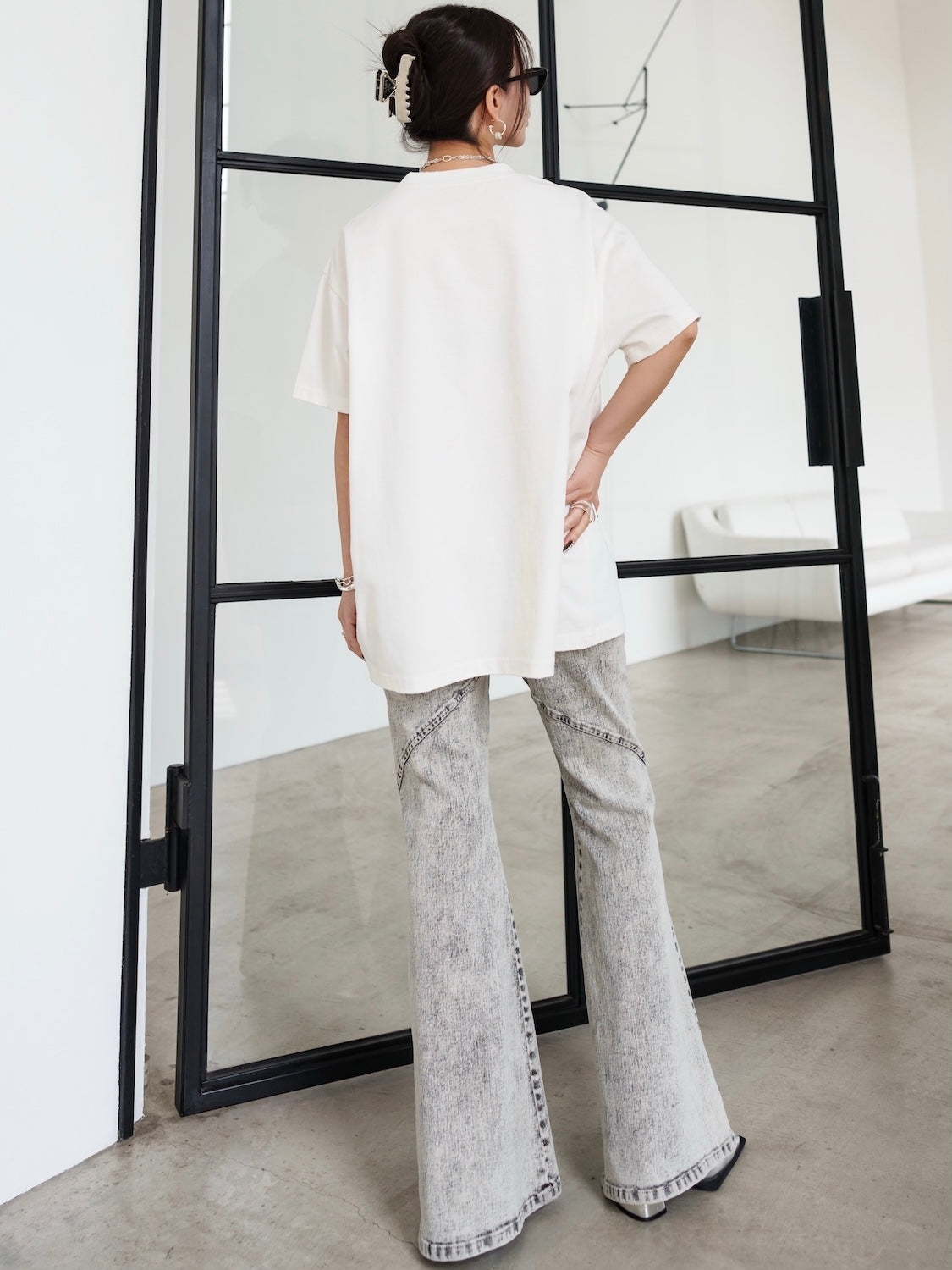 Multi-seam Stretch Flared Denim