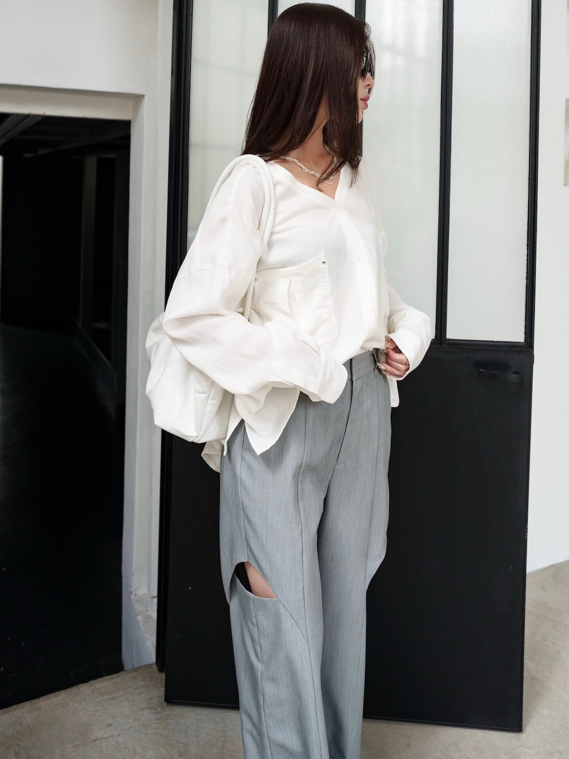 Side Hole Straight Slacks