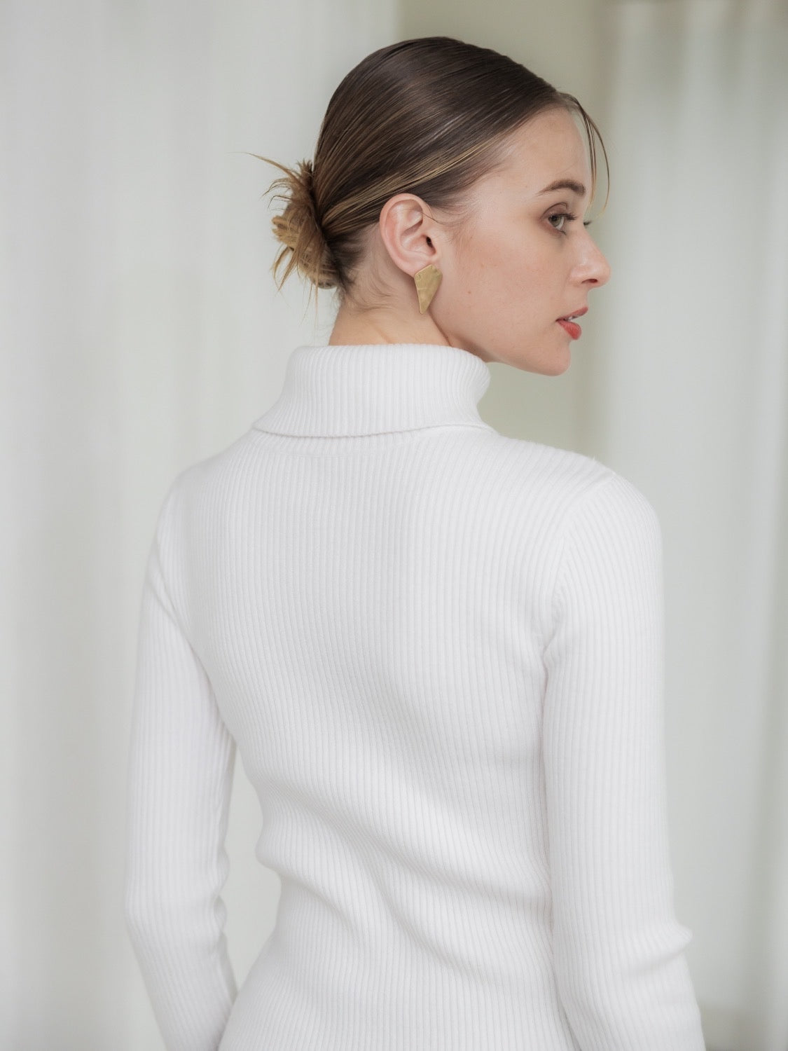 Slit Turtle Knit Top