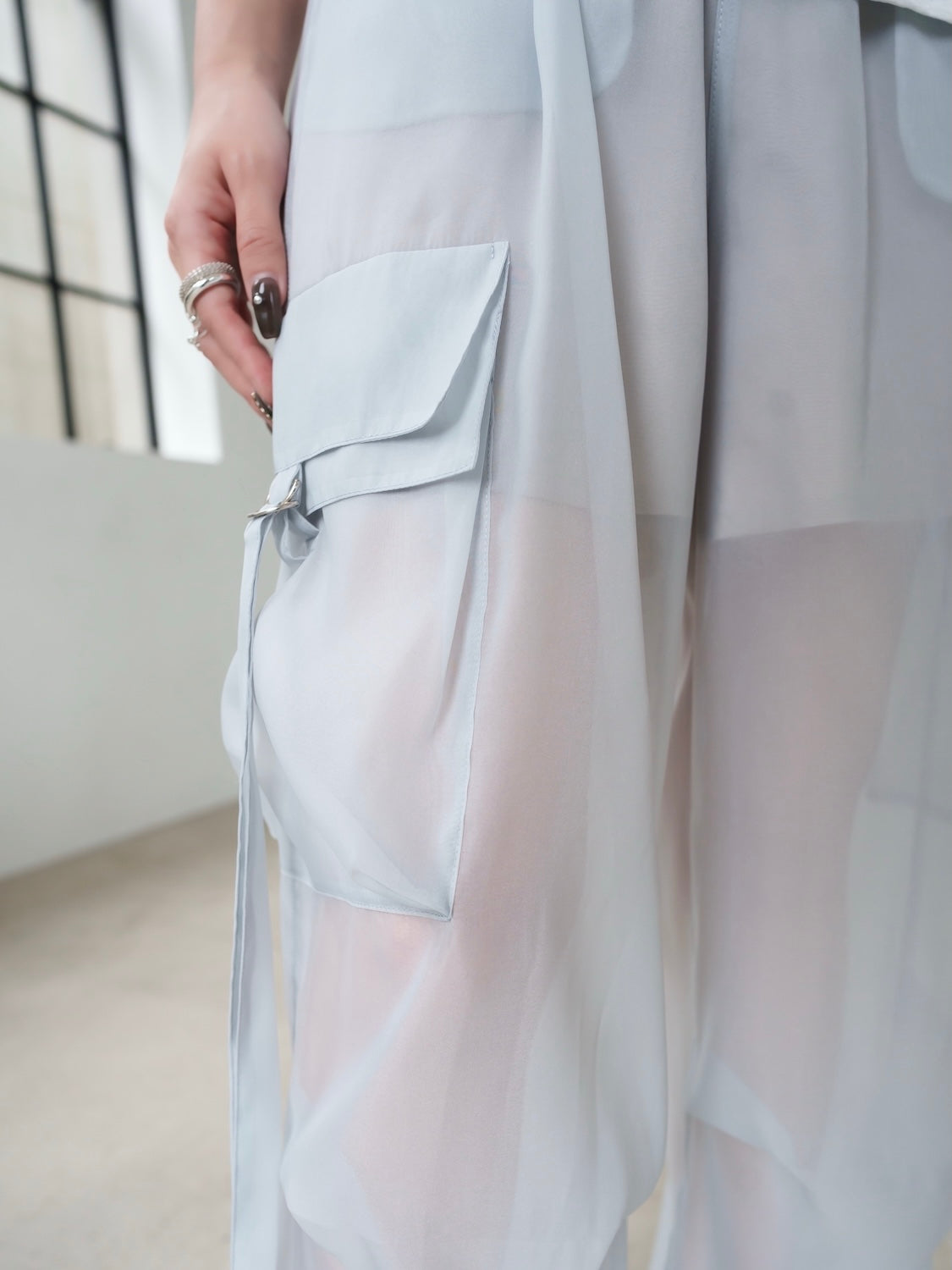 Sheer カーゴパンツ