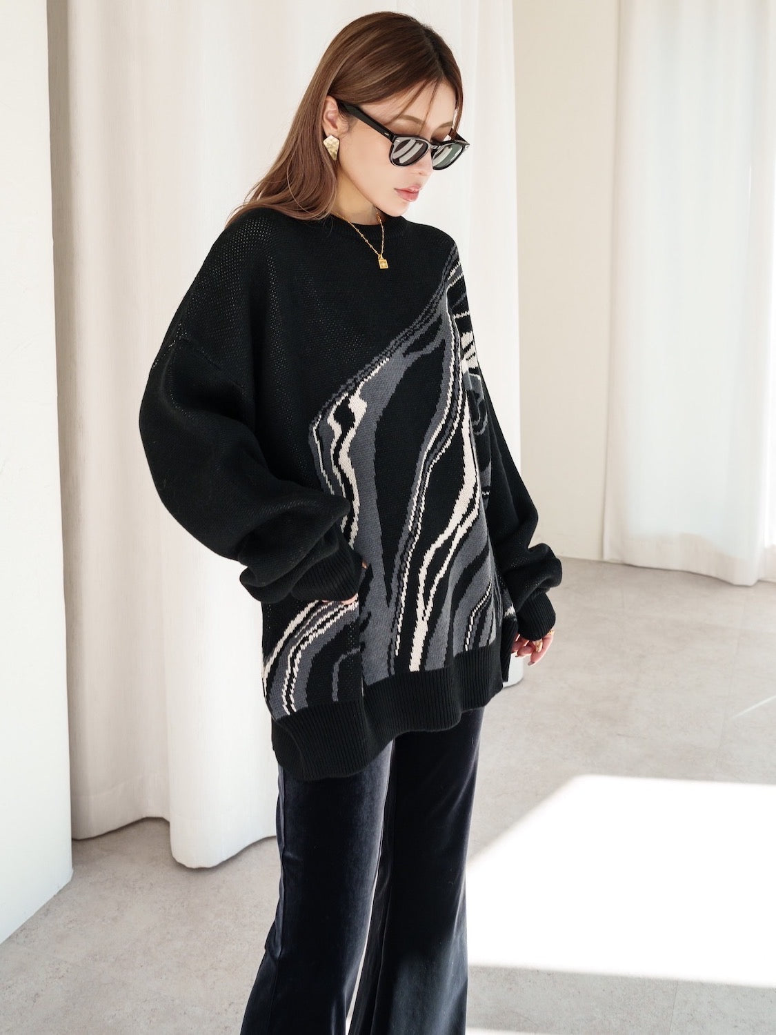 Marble Long-sleeve Pullover
