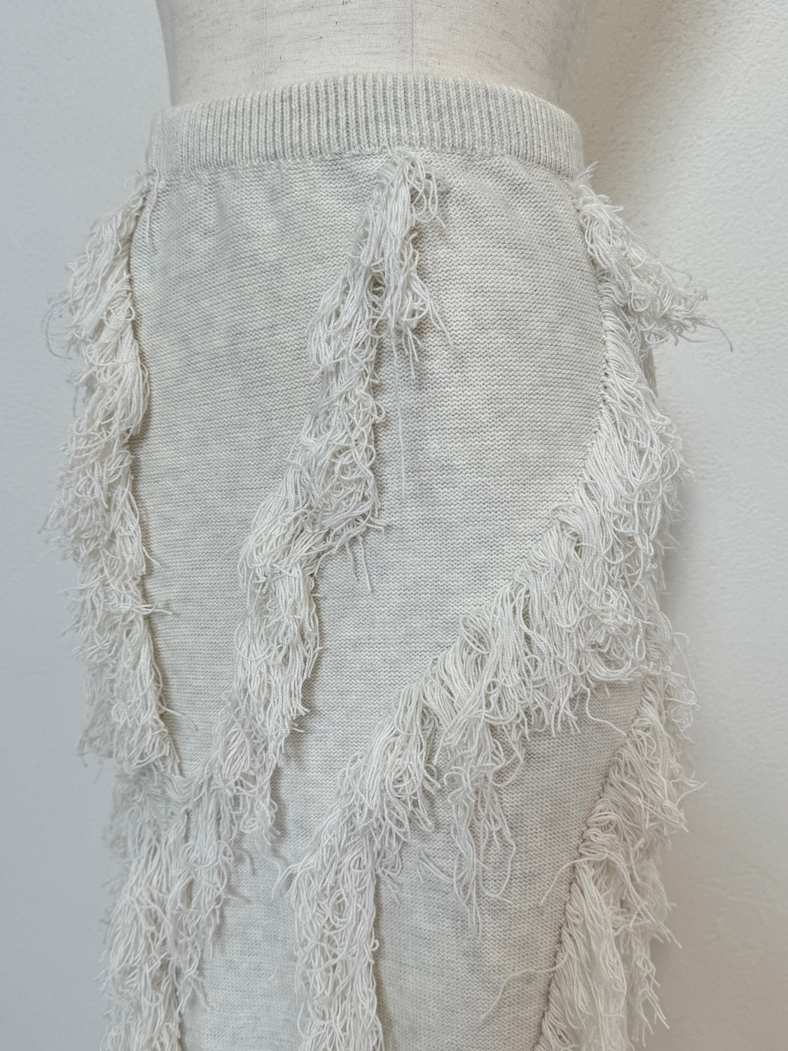 Wave Fringe Knit Setup