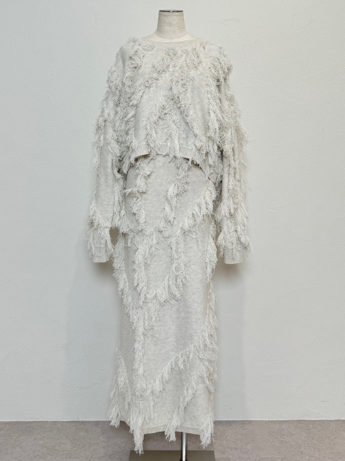 Wave Fringe Knit Setup