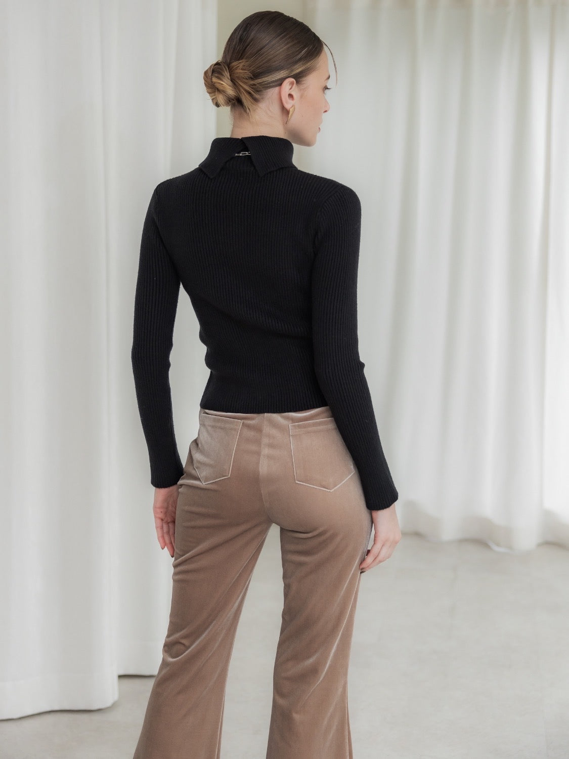Slit Turtle Knit Top