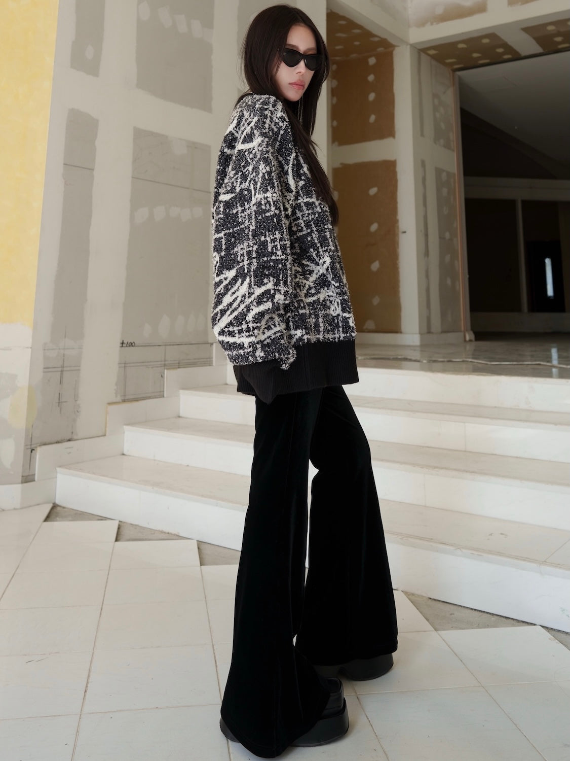 ツイードライク グラフィティ KNIT プルオーバー