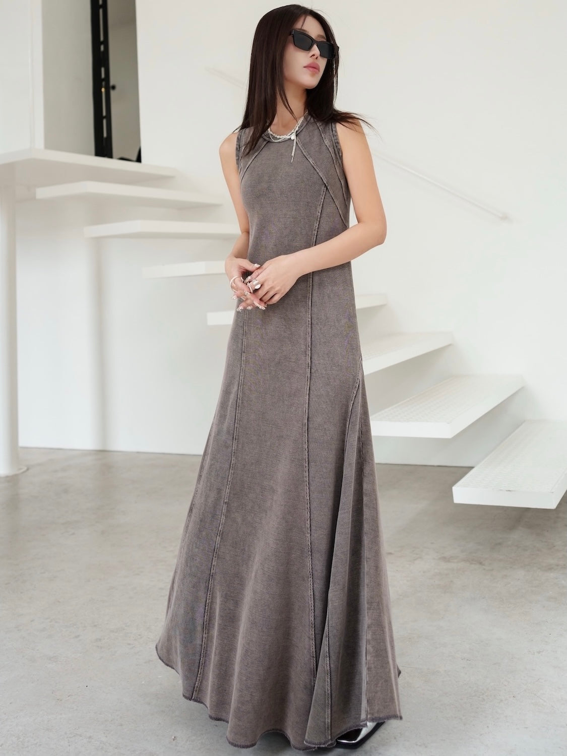 MODEL:159cm<br>COLOR:グレー