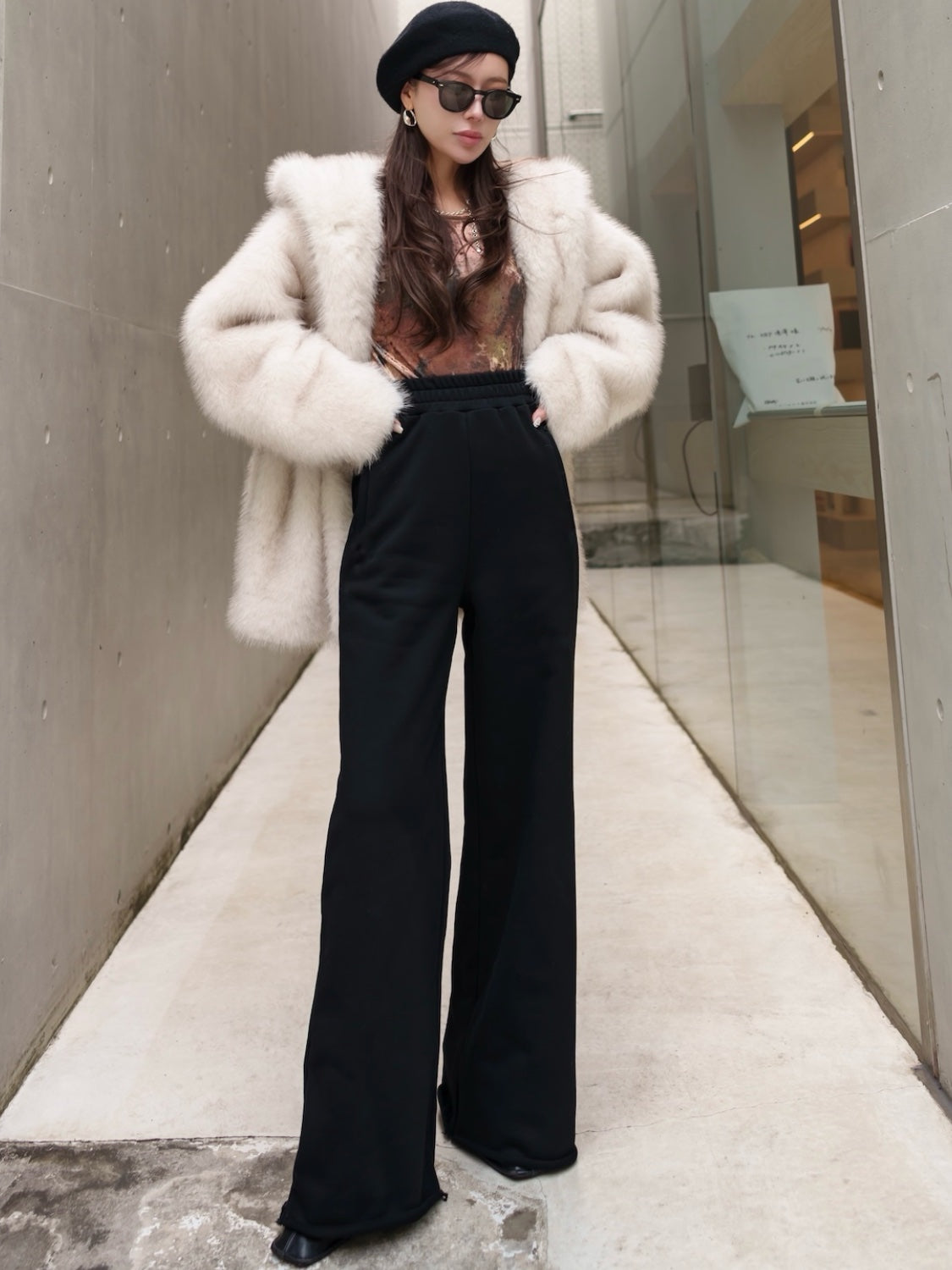MODEL:159cm<br>COLOR:ブラック