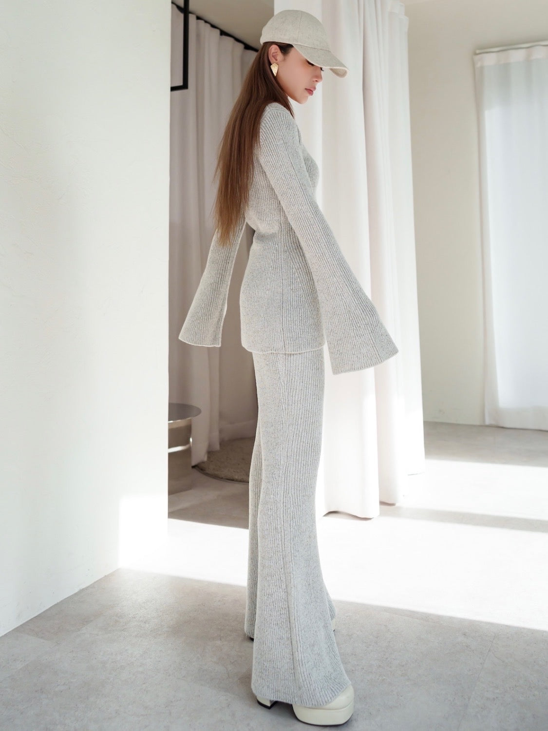 Design Neck Knit Set Up