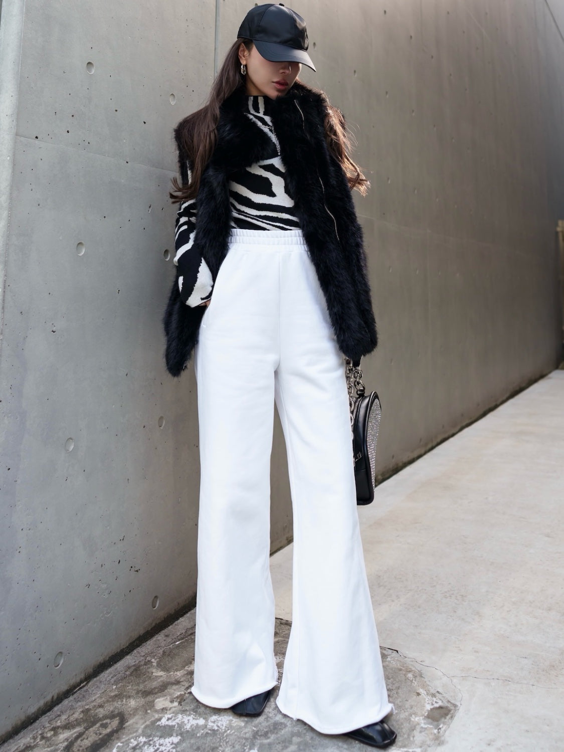 Cut-off Sweat Wide Pants