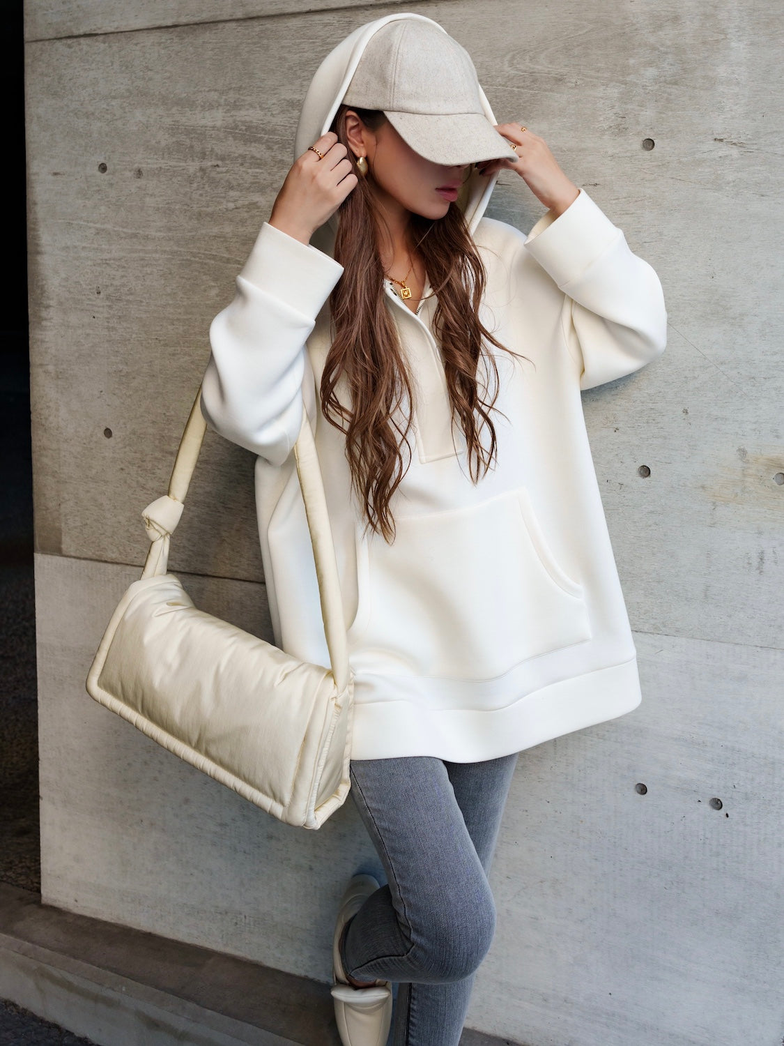 MODEL:159cm
