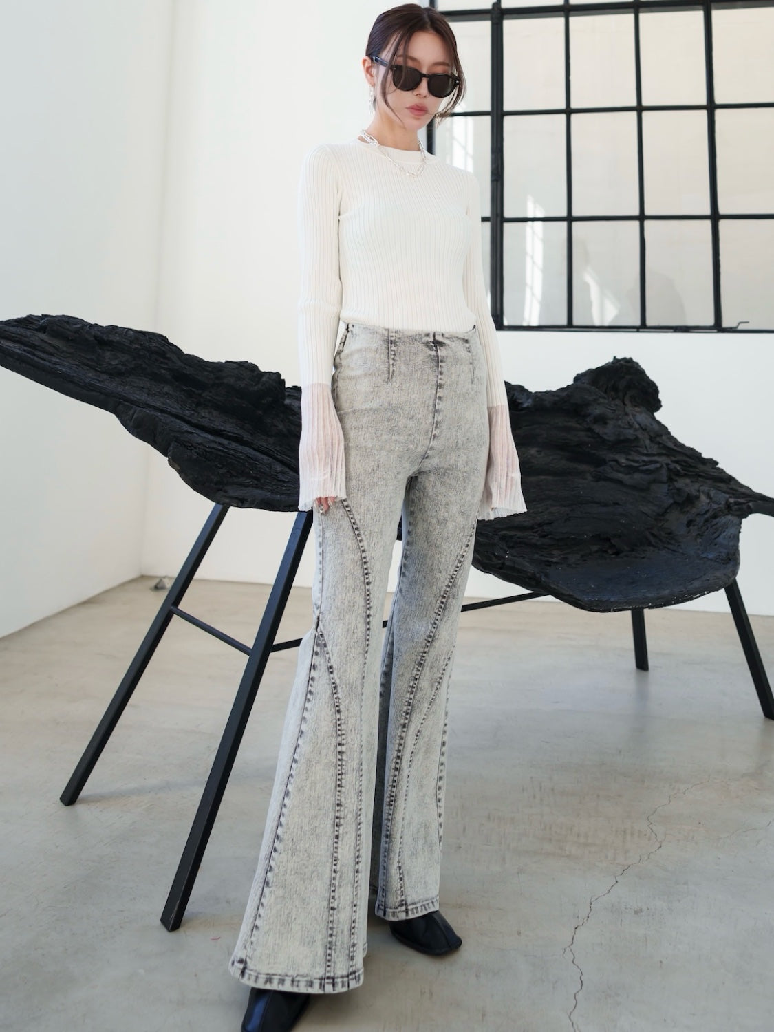 Multi-seam Stretch Flared Denim