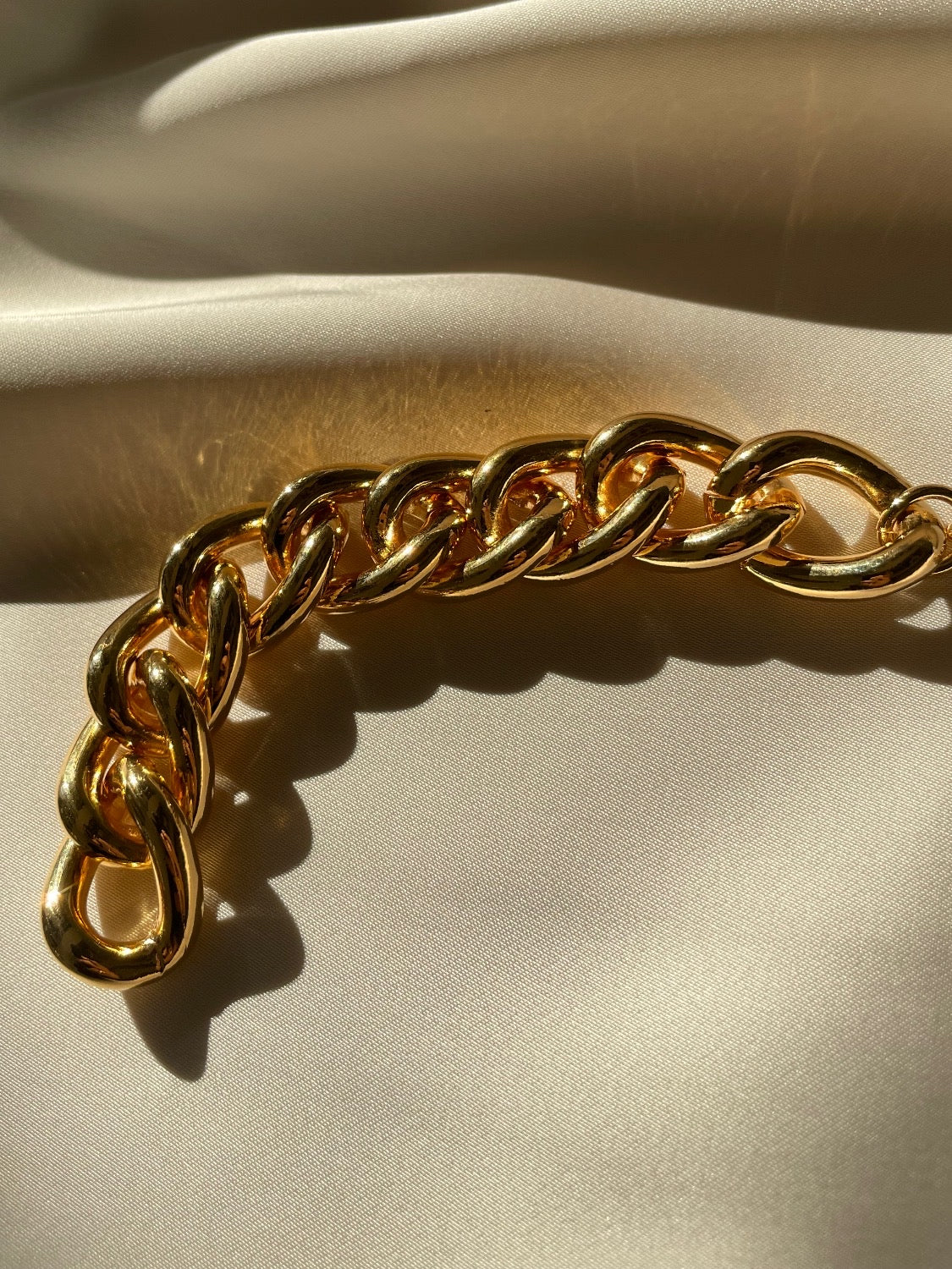 Volume マンテル ブレスレット