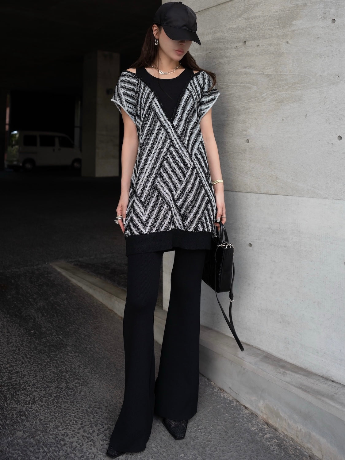 MODEL:159cm<br>COLOR:ブラック